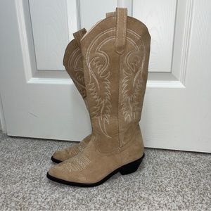 SHEIN tan faux suede cowboy boots. Size 38 (7-7.5). Excellent condition.